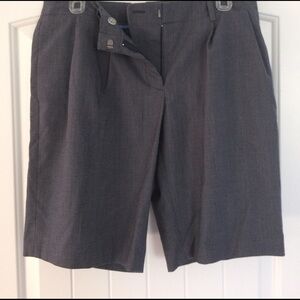 Simply Vera Vera Wang Shorts Women's‎ Size 10 Navy Blue White Checkered Bermuda